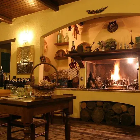 Alloggio per agriturismo La Pintura Trevi